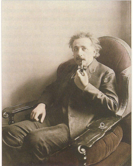 1916年提出广义相对论时的爱因斯坦